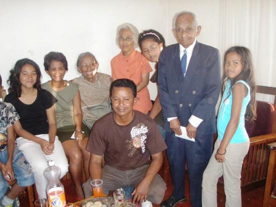 Ray aman-dreny sy ny Pdt ary zafikely
