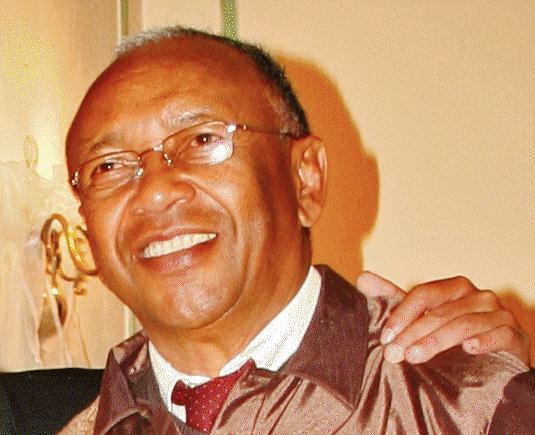 Raymond Ratsimandisa